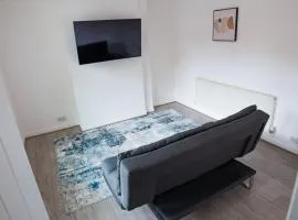 HouseSleeps6-Garden-Parking-Familly&Contractors