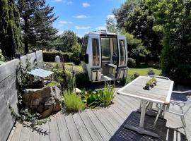 LA STATION 710 Gîte insolite entre Sioule et Sancy, hotel v destinaci Les Ancizes-Comps