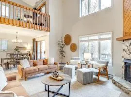 Sugar Mtn Townhome with Hot Tub Sugarcane Chalet