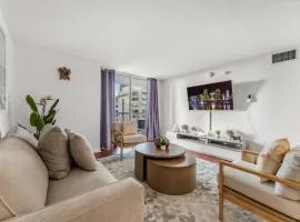 Perfectly Located Miami 3BR with Stunning Views
