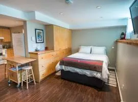 Fresh Studio Apartment in Central Rossland