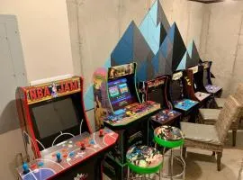 The Sand Jamm beach house with ARCADE and HOT TUB