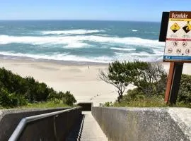 Ocean View, Hot Tub, Sleeps 10