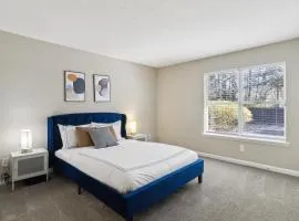 Park At London F5 I Spacious 2 Bed 2 Bath