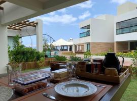 Itacimirim Beach Unique, hotel i Camacari