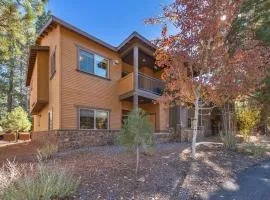 Deluxe Truckee Townhome 3BDR Dog Friendly Great Location