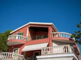 Ouzaki House
