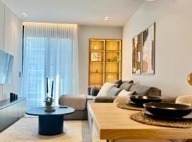 The First by 22, hotel na praia em Piraeus