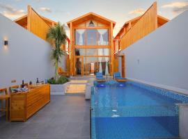 أكواخ الما - alma cottages، كابينة في Khalij Salman