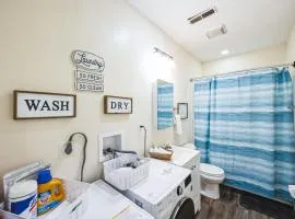 Charming Getaway on Ash St- Minutes from Cinci