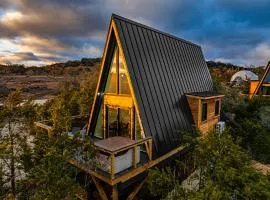 Ceto Treehouse Hottub Fredericksburg Romantic EV