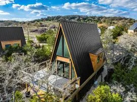 Ares Treehouse Romantic Hottub Fredericksburg EV