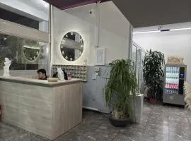 Athens International Youth Hostel
