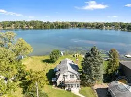 Cross Lake Retreat with Hot Tub & Stunning Views