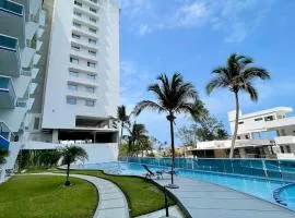Luxurious ocean view apartment & private jacuzzi