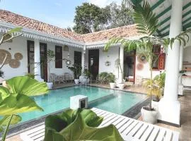 Marshmellow Surf Camp Sri Lanka