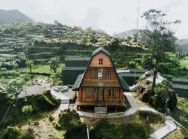 Sikunir Pondok Cabin By Travelink