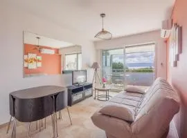 T2 vue mer climatisé wifi & refait à neuf idéalement situé à Ajaccio