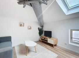 Spacious studio for two in Cuxac-d'Aude, hotel v destinaci Cuxac-dʼAude