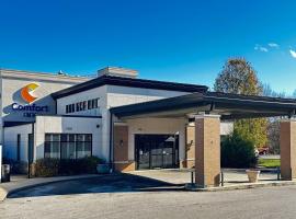 Comfort Inn Bloomington near University、ブルーミントンのホテル