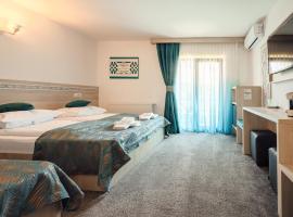 Casa Elena - Resort & SPA, resort em Voronet