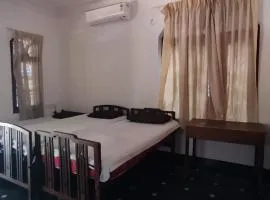 Aryabhadhra Cottages 7, Room-4