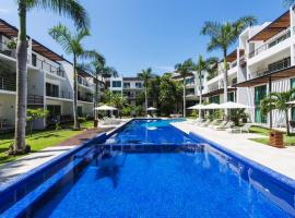 Luxurious & Central Condo In Playa Steps From The Beach、プラヤ・デル・カルメンのコンドミニアム