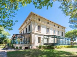 Château Sainte Colombe, hotel v destinaci Saint-Geniès-des-Mourgues