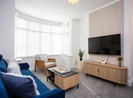 Vacant Nests The Sandringham Central Location