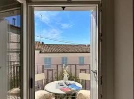 109 - Appartamento nuovo super chic quadrilocale in pietra del Conero SULLA COSTARELLA DI NUMANA CON VISTA MARE - SPIAGGIA WHITE BEACH CLUB OMAGGIO dal lun al ven FINO AL 02-08