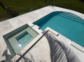 Chalet Casa Campestre Villa del Sol, lomam&ouml;kki kohteessa La Tebaida