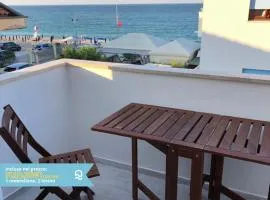 RS307 - Marcelli, nuovo bilo fronte mare con spiaggia privata