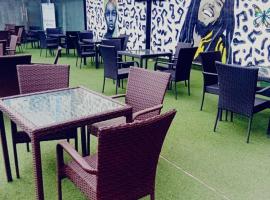 GARDEN PARK AND HOTELS Ltd, hotel v destinaci Pakuro