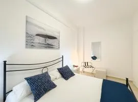 DanysHome Circe davanti al mare