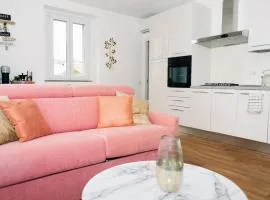 Lora diamond Suite ,free parking, self check in,3