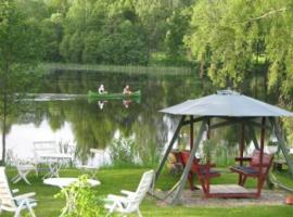 Lottas Rum, beach rental in Smedjebacken