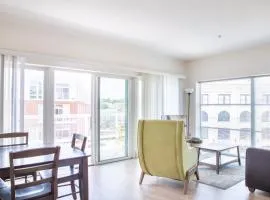 East Side 1BR Apt - Near Brady St and Fiserv with Balcony