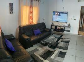 TRIERHOUSE, ξενοδοχείο στη Ντουάλα