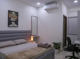 Yendluri's- QueenBed Room-2 Kondapur, Gachibowli
