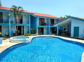 Pineapple Condo At Villa Riviera