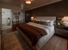 Historic Riverview Inn Three, hotel with hot tubs in Chattanooga