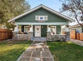 Luxury Gated Hollywood Cottage 3 King Beds EV