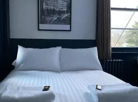 Royal Hotel Oberon