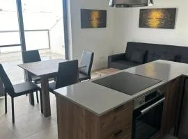 1 Room in a shared 3 bedrrom apartment in Swieqi 10 mins away from Paceville and beach