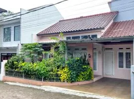 SYARIAH - Beautiful 3BR Home - 8 min from Centre by Sakura