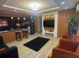 CEDARWOOD APARTMENT, Lagos, hotel v destinaci Lagos