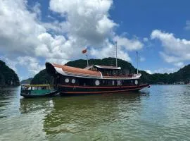 Halong Ocean Cruise 8