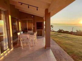 4 Chaka's Rocks Chalets - The Beach Cottage, cottage in Ballito