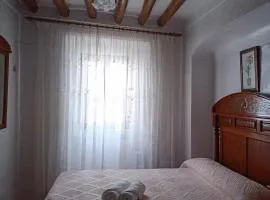 Apartamento casa con vistas al campo y cocina con terraza