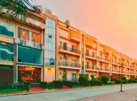Vrindavan Dreams Hotel and Suites